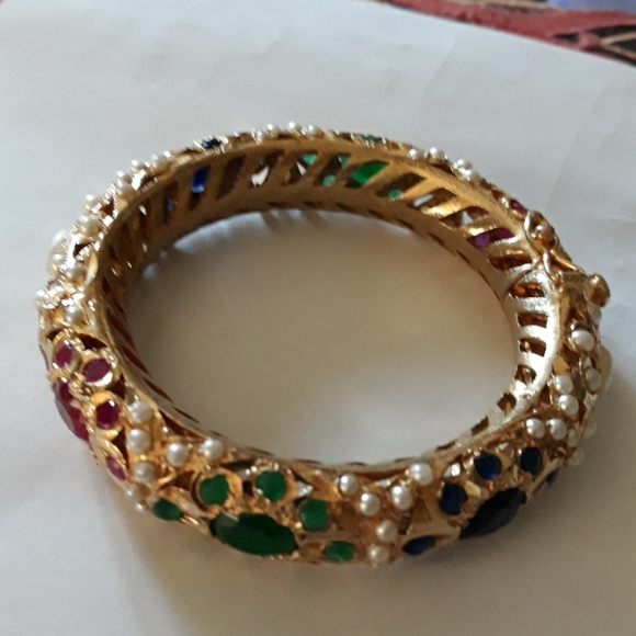 Bangles - Picture 6 of 8
